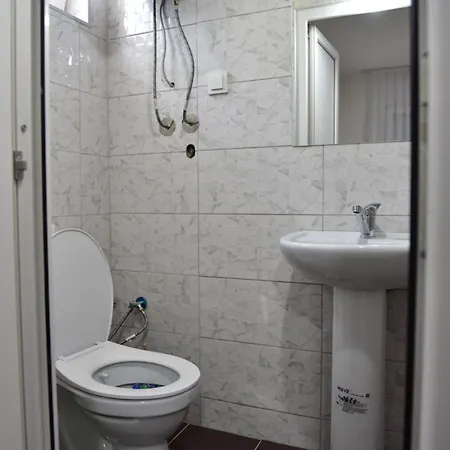 Rita Guest house